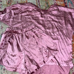 Satin PJ loungewear. Size Med